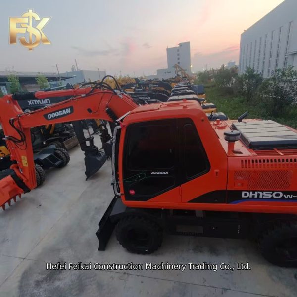 2025 Used Doosan DX150 Wheel Excavator