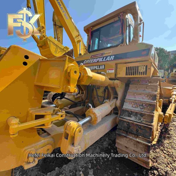 2025  Used CAT D9L Dozer