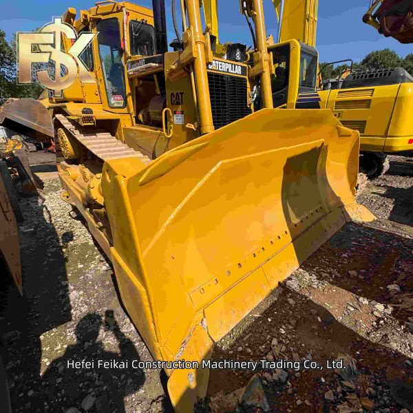 2025  Used CAT D9L Dozer