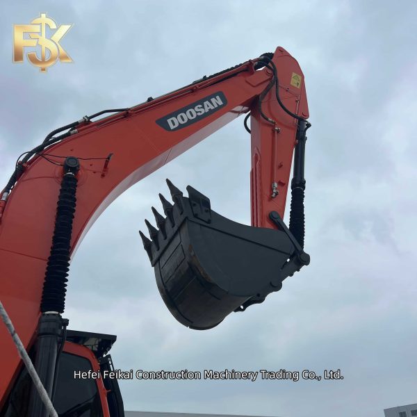 2025 Used Crawler  Excavator Doosan DX300